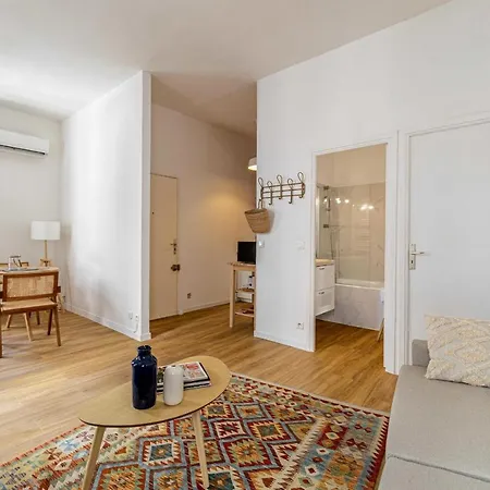 דירה Renovated Studio - Croisette Golden Square *